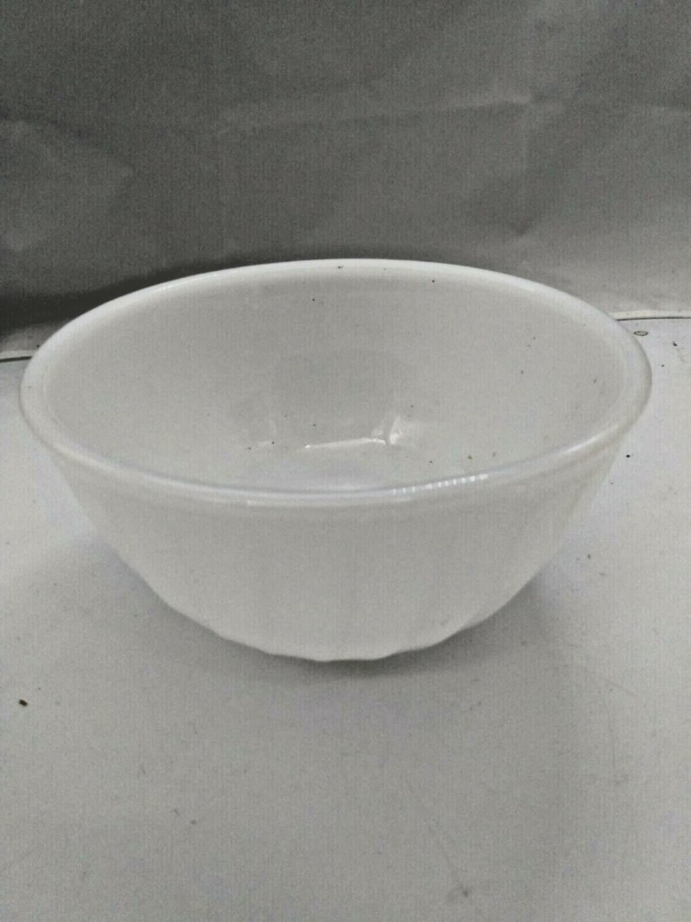 Anchor Hocking Fire King White Opalescent Swirled Design Bowl 6"